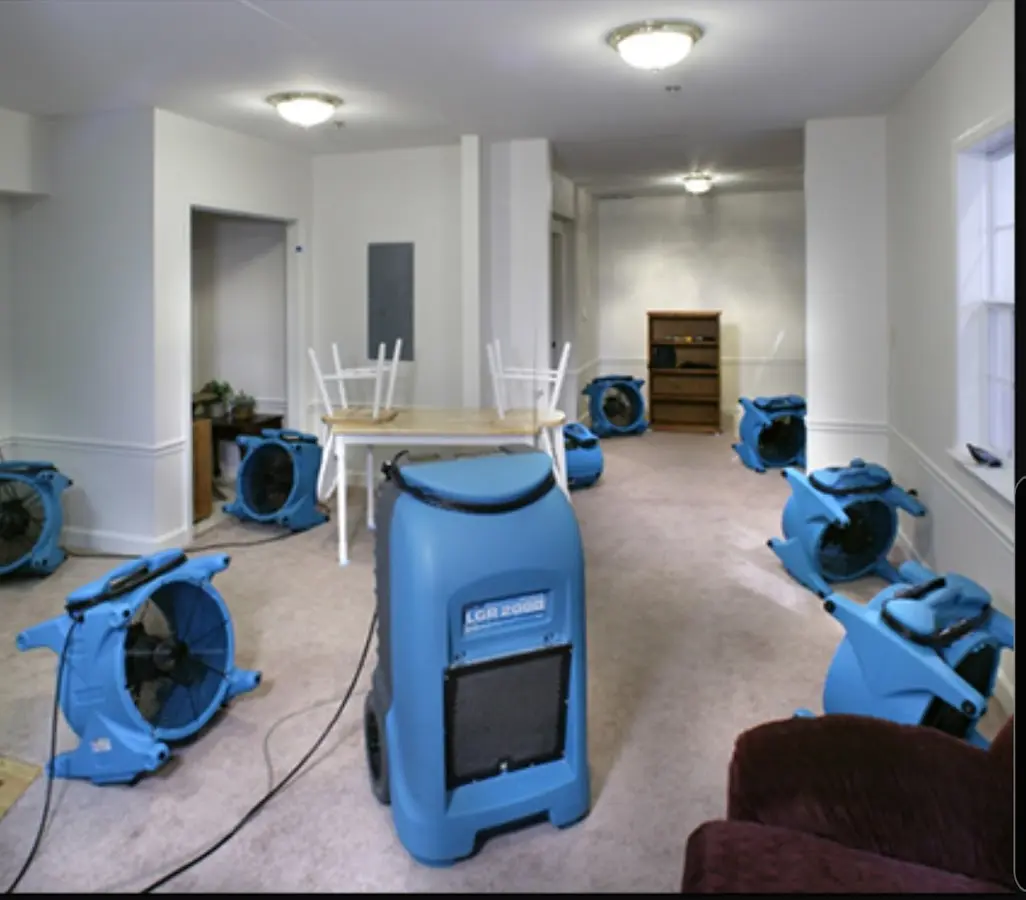 Air movers and dehumidifier setup for Water Extraction & Removal in Lenexa
